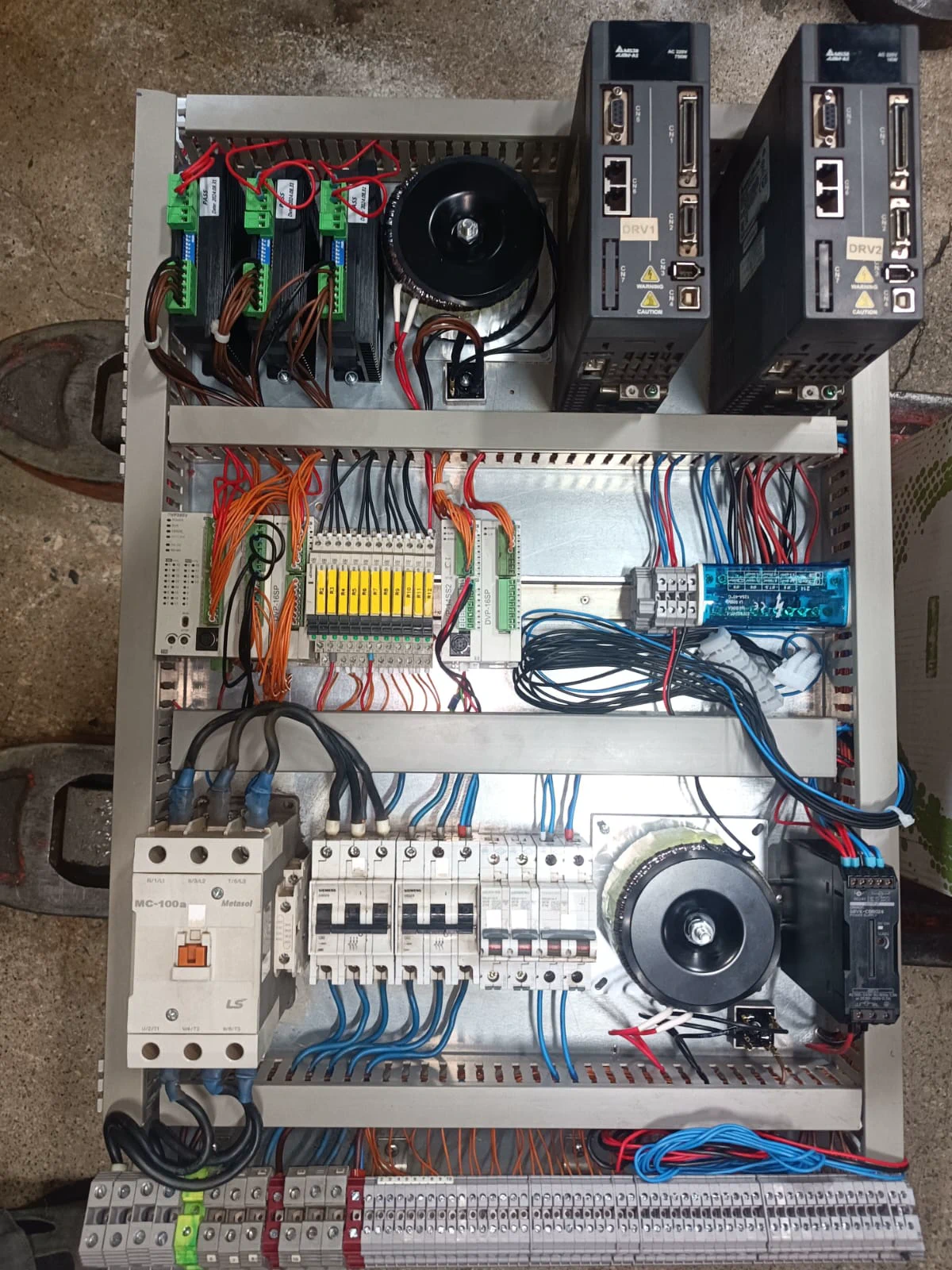 Otomatik kaynak makinesi kontrol panosu
